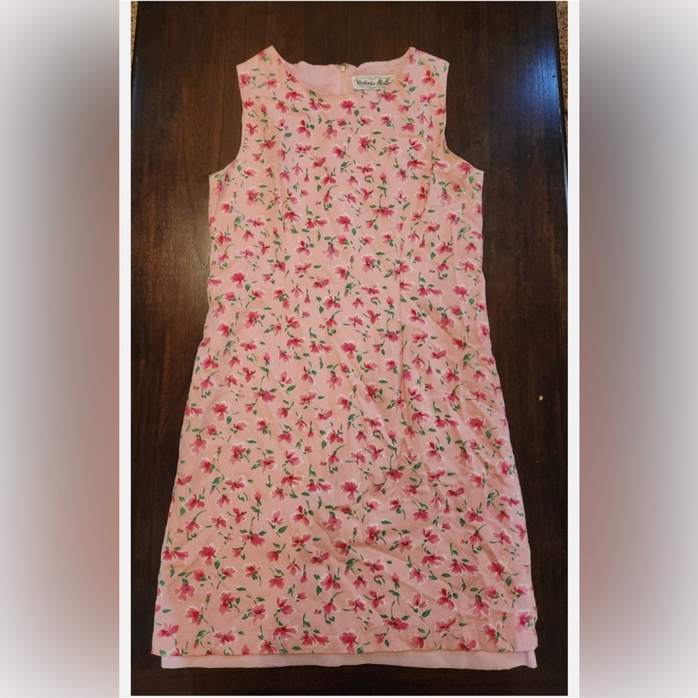 Chic Pink Floral Midi Dress - Picture 5 of 7
